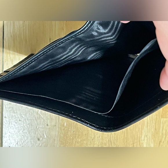 GUCCI BIFOLD WALLET - Picture 10 of 14